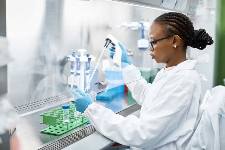 Woman working in wet lab